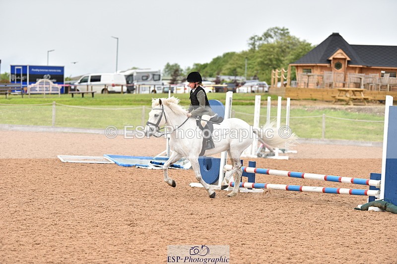 240528A-145446-00044 - 40 & 50cm