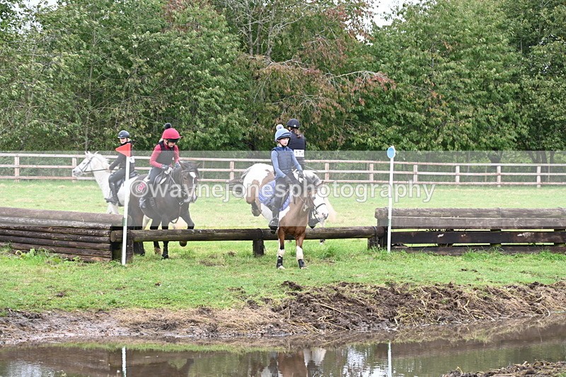 WJ6_6111 - Time at Photographer 12:41 to 13:05