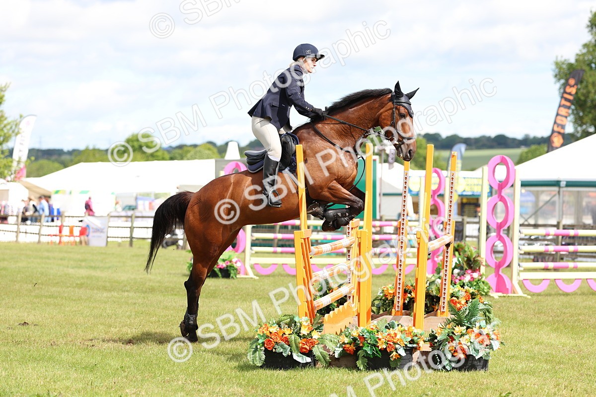 SBM_13607 - Class 206 - Senior Newcomers - 1.10m Open