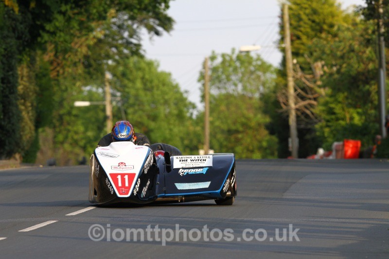 TT148547 - Tuesday Practice - Sidecars