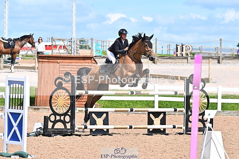 240619A-152606-00802 - Cls 5 Snr Foxhunter and 1.20m Open