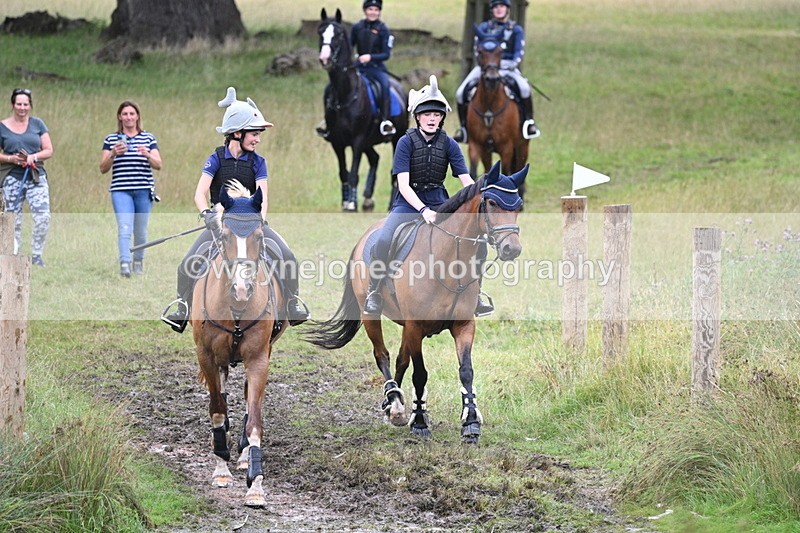 WJ7_2573 - Time at Water 11:37 to 12:13