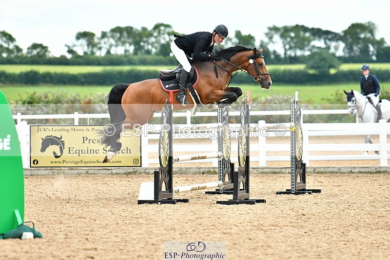 230721A-144111-07043 - Cls 22, 1 Star Gold 1.30m