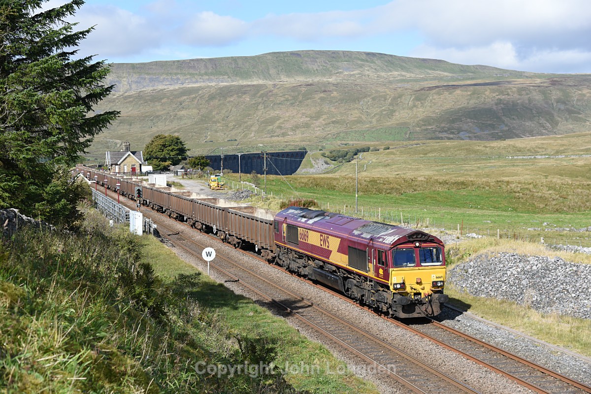 JL - 19.9.17 66169 6E95 Kirkby Thore - Hull CT, Ribblehead - Ribblehead sidings