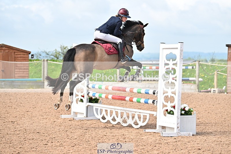 240506A-111441-08480 - Cls 3  Pony Discovery & 90cm Open