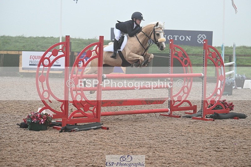 240630A-092216-10919 - Cls 23 Graham Heath 128cm + 138cm