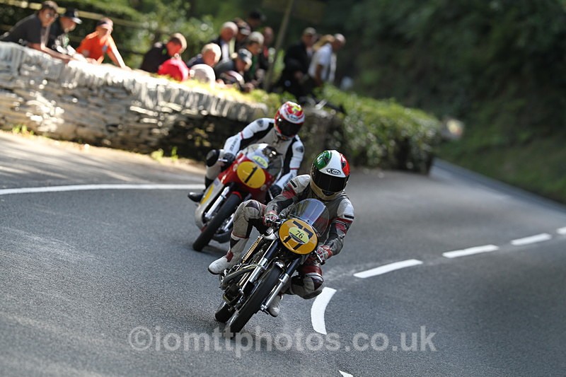 FOM_1262 - Classic TT Lap of honour