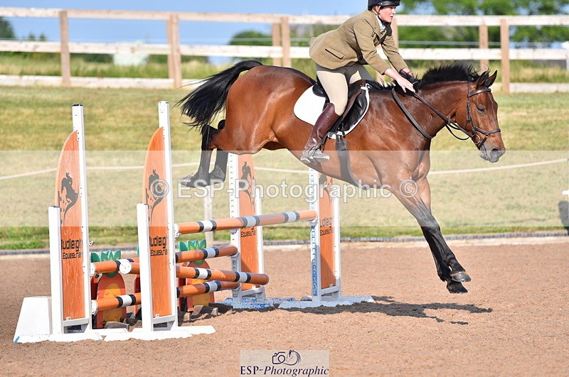 230606A-175750-00253 - 90cm