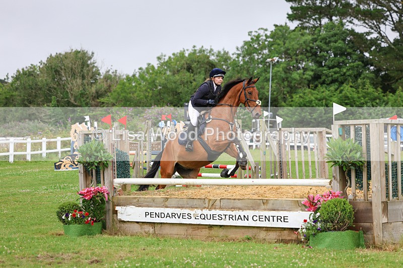 3E7A1073 - Class 4: 70cm Senior