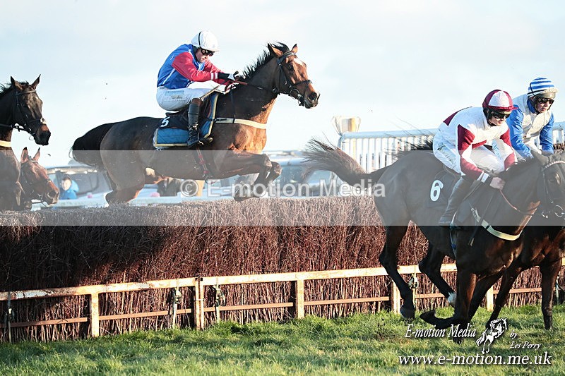 PtP 301125  0953 - Hursley Hambledon Point-to-Point Larkhill Racecourse 30/12/2025
