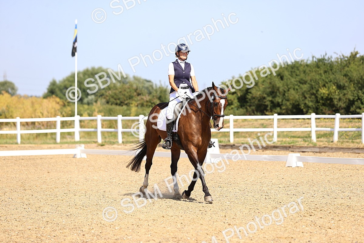 SBM_009397 - Novice 5 - 9.50-10.53