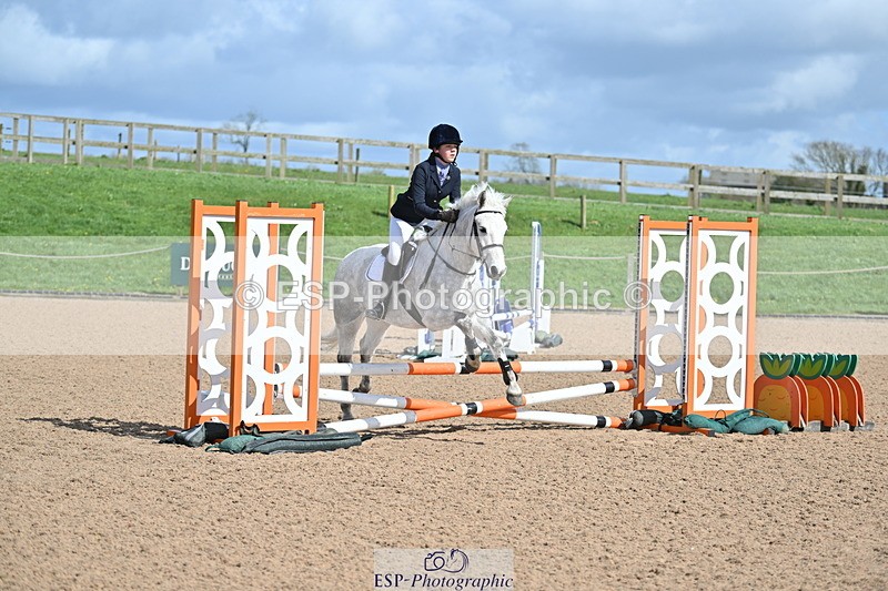 240409A-DSC_0204-01424 - 50cm Clear Round