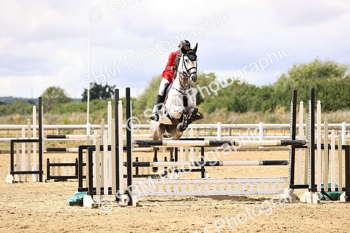 SBM_026712 - Class 13 - Senior Newcomers - 1.10m