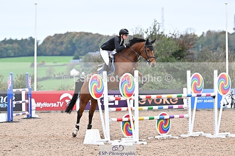 251015-153234-00915 - Cls 6 Foxhunter and 1.20m Open