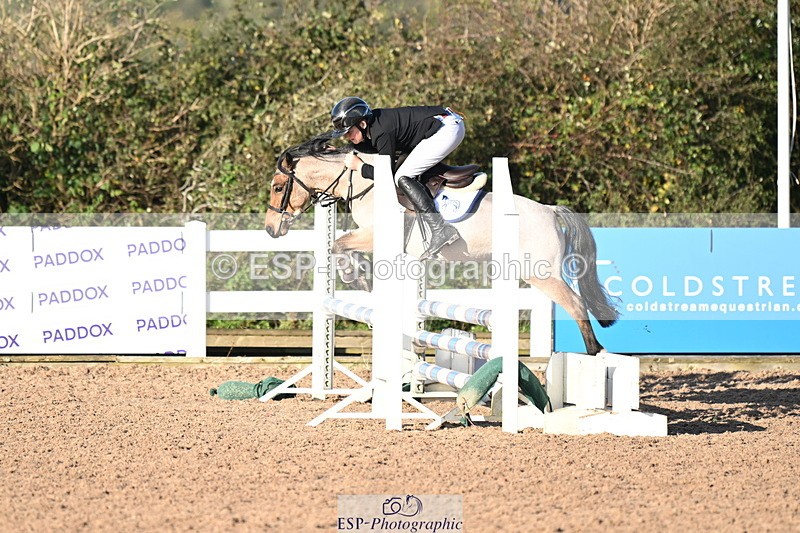 241026A-102546-00152 - SAT Cls 3 Pony Intro 70cm