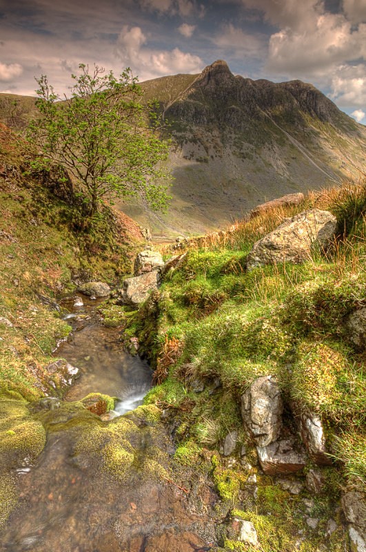 Pike O Stickle - Distant Hills
