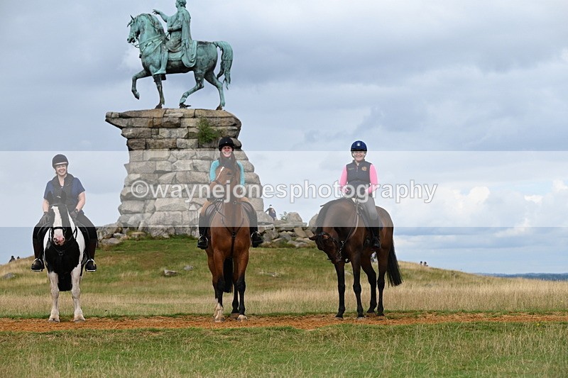 DSC_7867 - Time at Statue 13:16 to 13:52