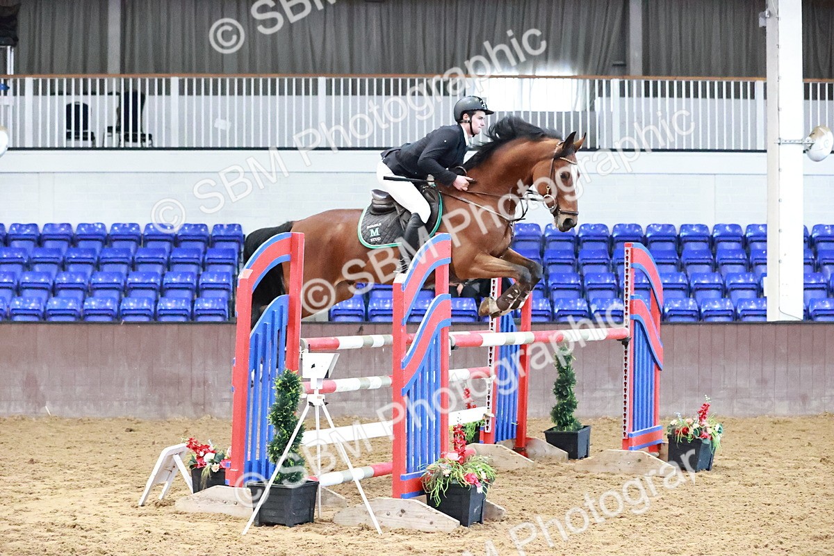 SBM_003030 - Class 11 - Senior Foxhunter 1.20m