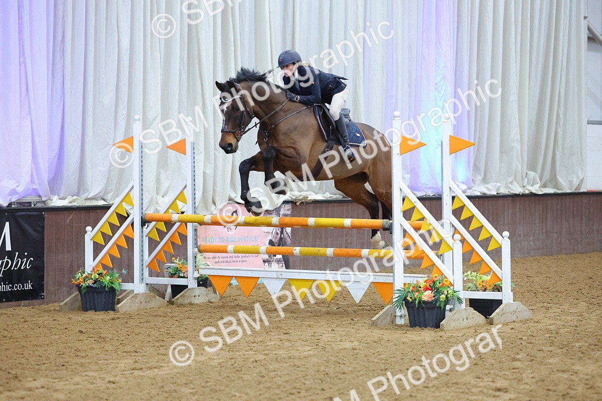 SBM_010043 - Class 21 - Nupafeed Supplements Senior Discovery/ 1m Open - First Round (1.00m)