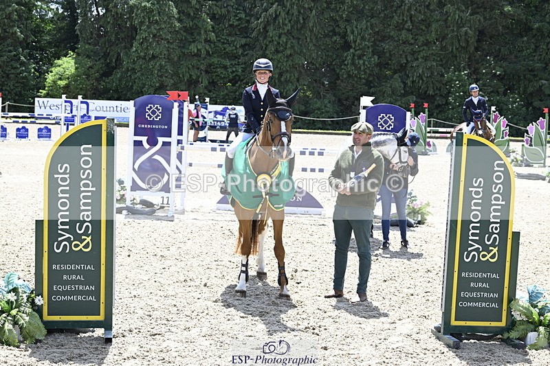 250525A-131631-17602 - Presentations Section B CCI 3 Star Long