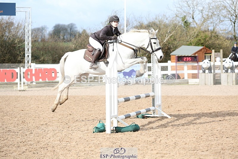 240211A-115240-02616 - Cls 5 Pony Newcomers & 1m Open
