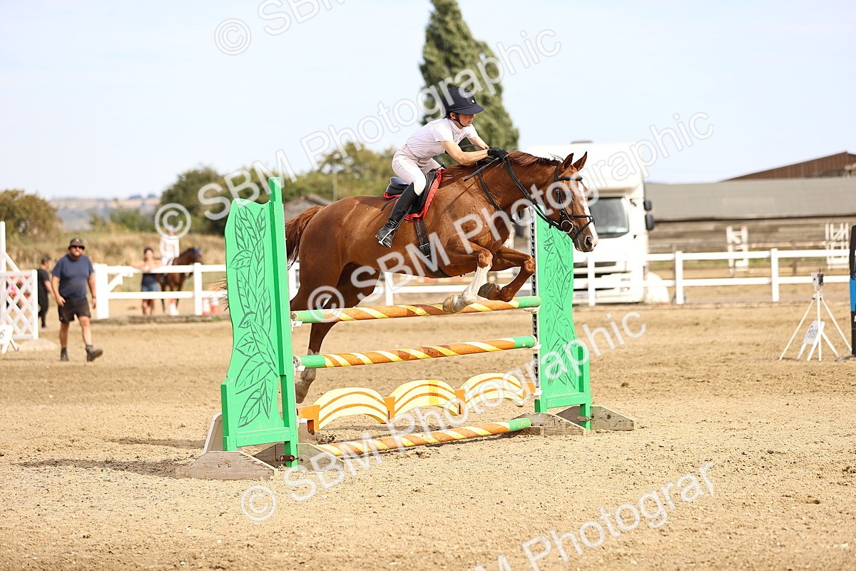 SBM_001622 - Class 6 - Senior Newcomers 1.10m