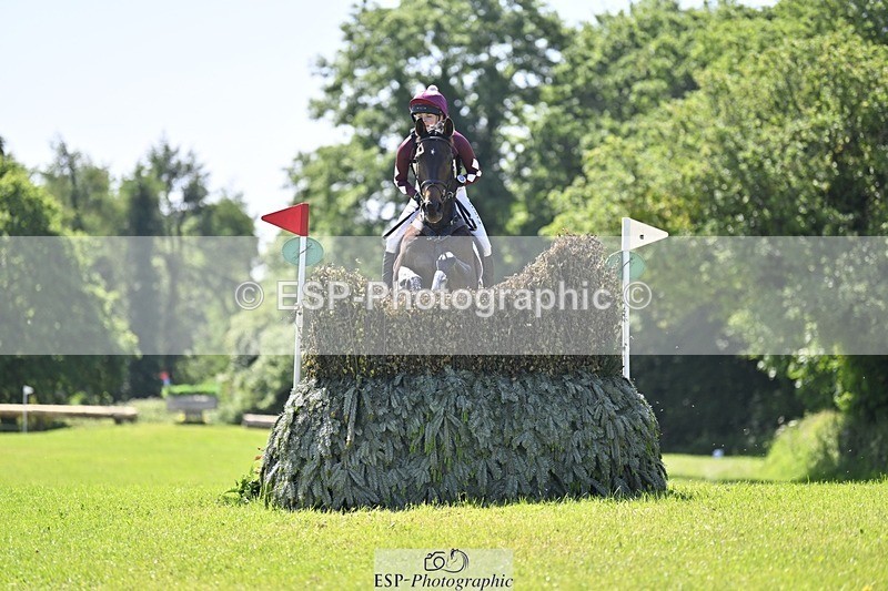 240525-110631-12421 - 326-BALLINAMEEN_BOYLE-Georgie_Selley