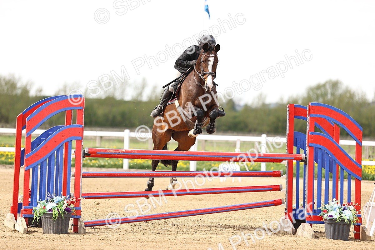 SBM_002251 - Class 11 - Senior newcomers - 1.10m