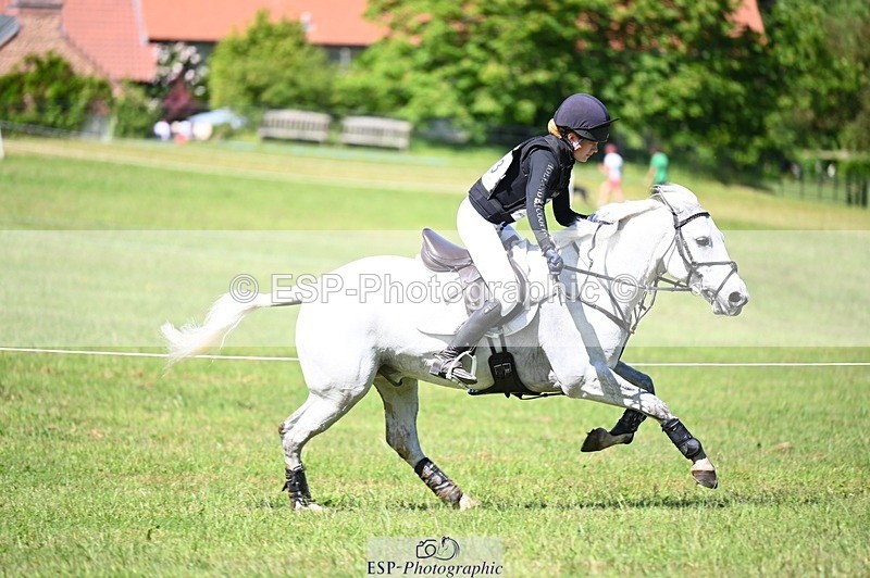 260530A-151004-16714 - A-113-Tilly.Newman-Moore