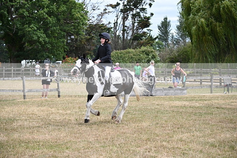 WJ6_5278 - Class 12 Minimus Jumping 45cm