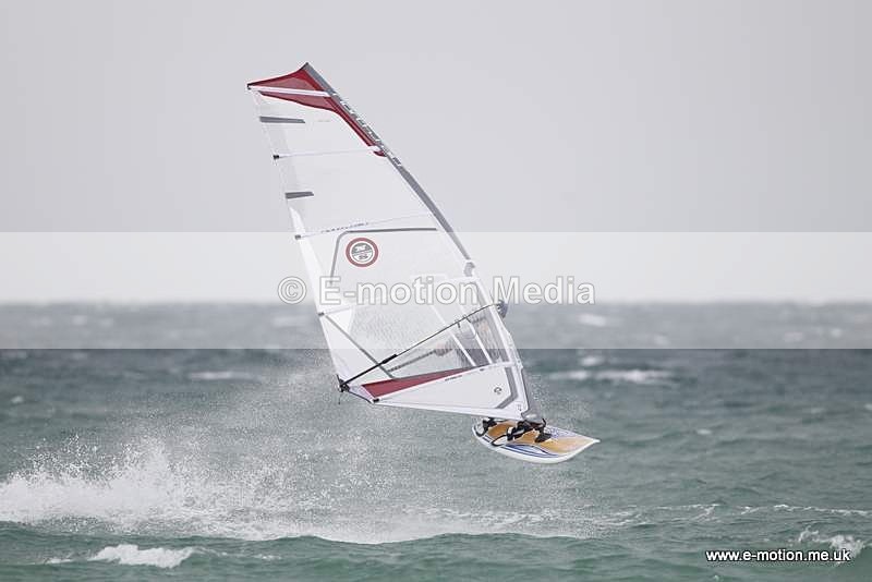 WS 020510-38 - Windsurfing
