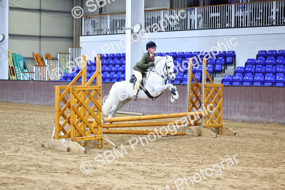 SBM_003102 - Class 35 - 60cm Training Stakes
