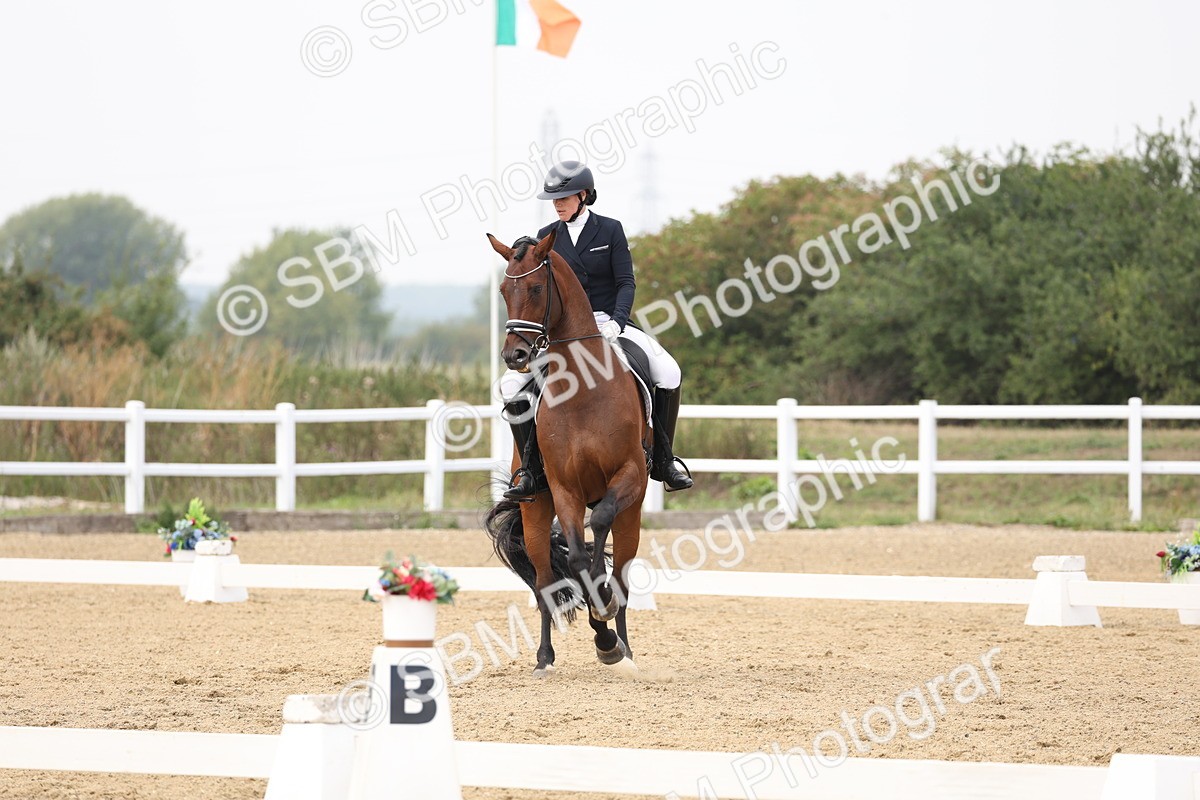 SBM_007477 - Class 9 - FEI INT I - 14.57-15.45