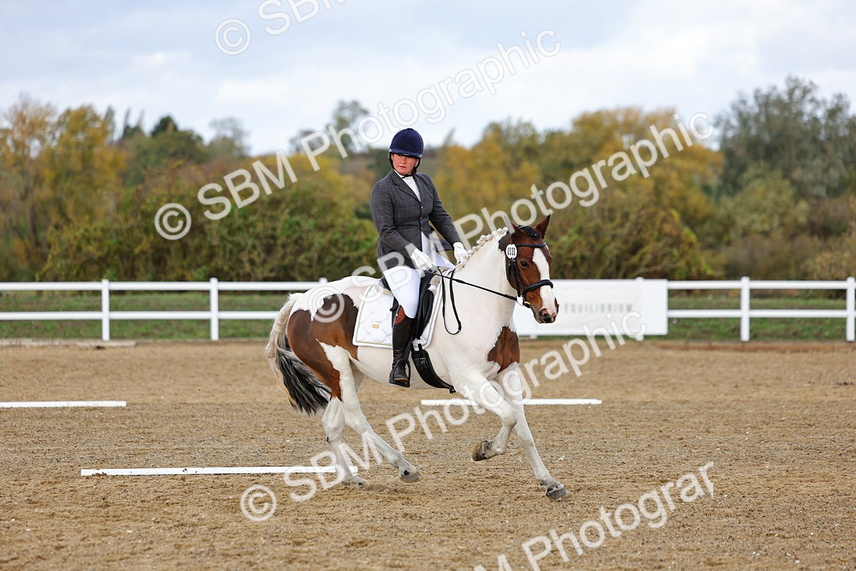 SBM_002645 - Class 8-11 - Novice 1-E1