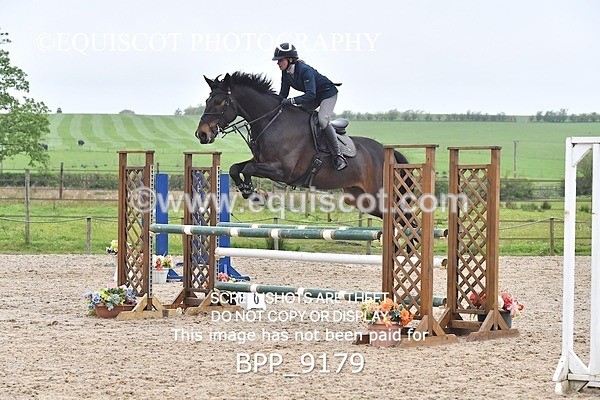 BPP_9179 - CLASS 29 SUN Veterans Show Jumping