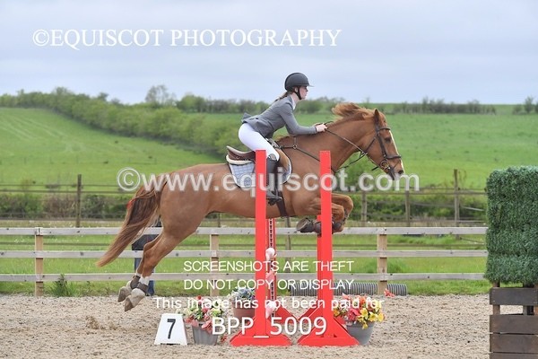 BPP_5009 - CLASS 24 SUN Senior BritiNovice/ 90cm Open