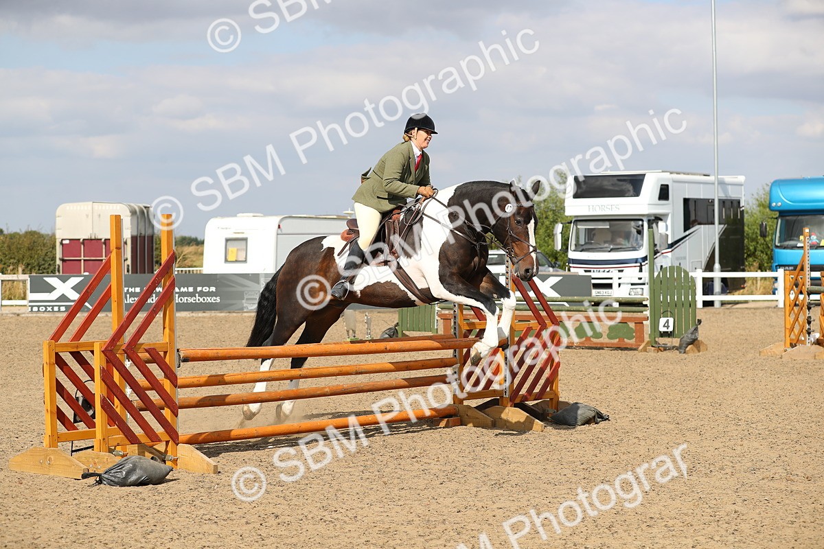 SBM_06835 - Class 49a Style & Performance 80cm (15-19)