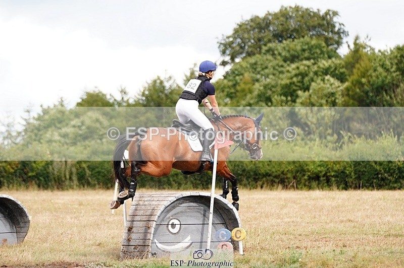 250803A-153814-16642 - O-682-Millie.Juleff-HERONA.CZ.Z