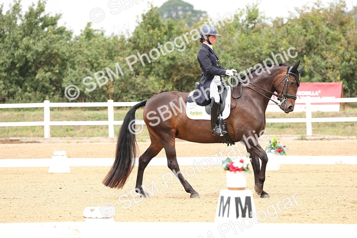 SBM_007004 - Class 9 - FEI INT I - 13.37-14.33