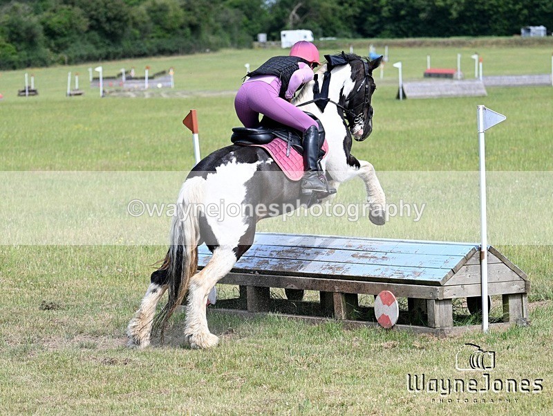WJ7_9038 - Kellie Jade Ellie XC training with Kelly Harris 28-06-26