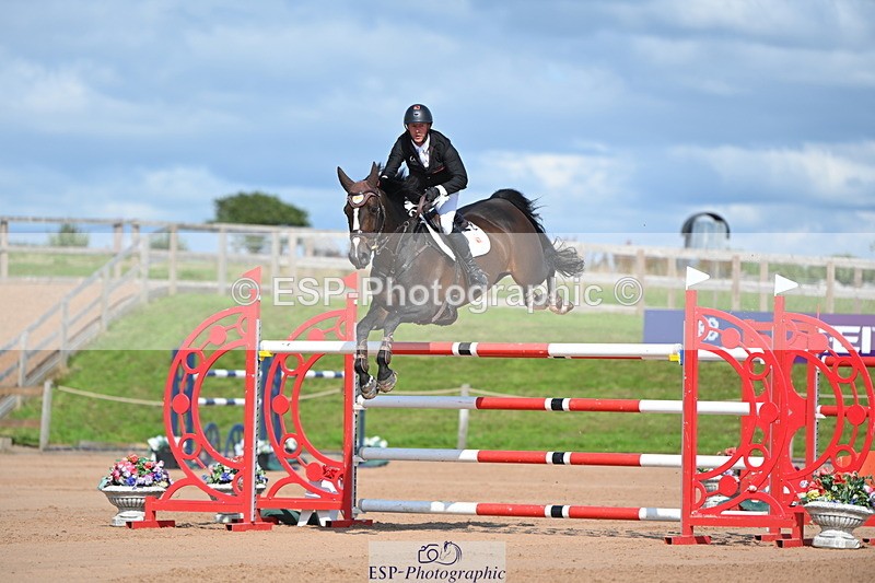 230721A-162554-07677 - Cls 10, 2 Star Big 1.45m Break to End