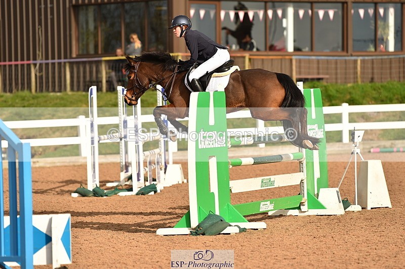 240210A-125834-01276 - Cls 9 Foxhunter & 1.10m Open