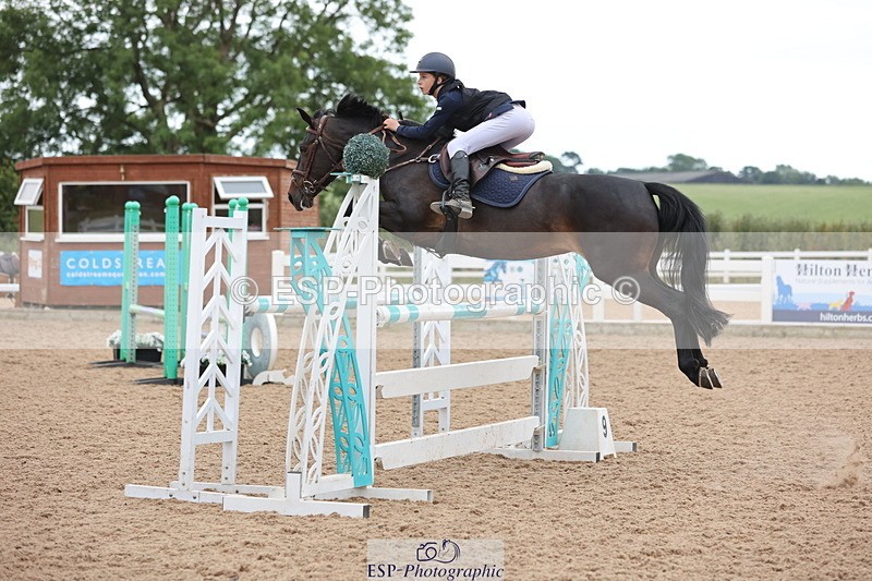 240630A-160528-15025 - Cls 33 Foxhunter and 1.10m Open