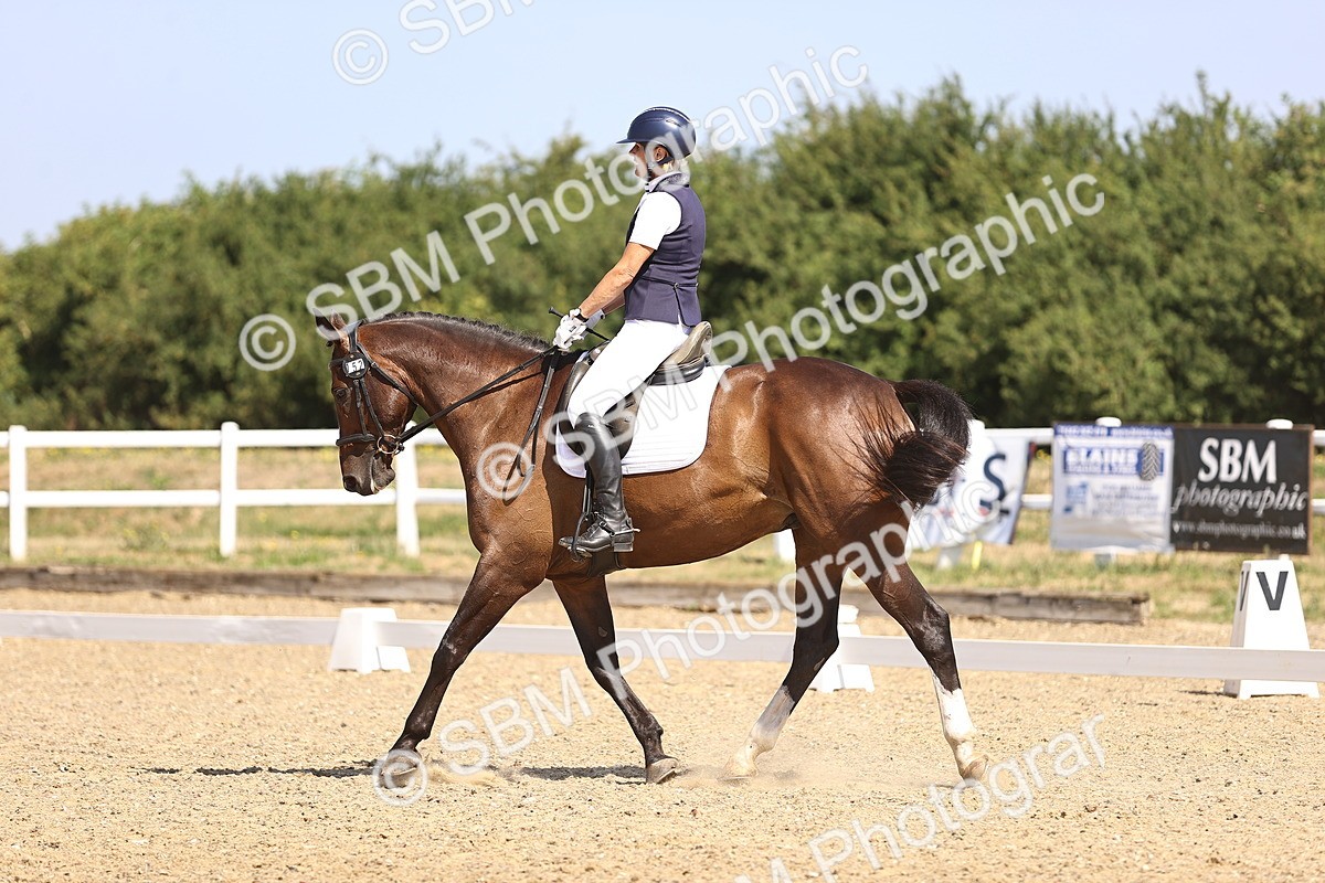 SBM_009372 - Novice 5 - 9.50-10.53