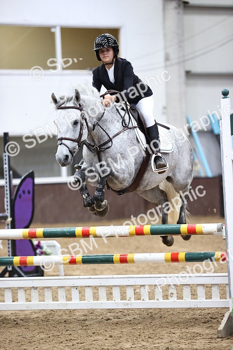 SBM_001067 - Class 5 - Blue Chip Pony Newcomers 1.00m Open