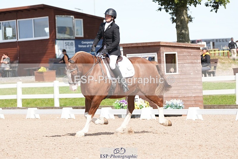 250906-142221-03930 - 069-Kirsty.ClackworthyStitch