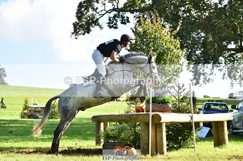 231022-112856-26056 - 252-A.LUCKY.STRIKE-Toby.Roach-XC