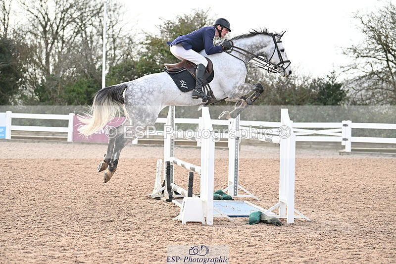 231209A-132253-01899 - Cls 13 Foxhunter & 1.20m Open