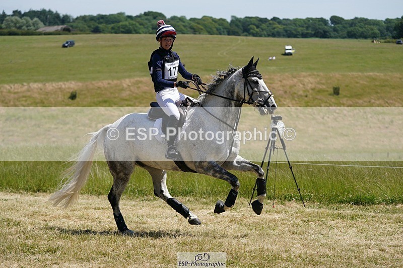 240629X-140208-3448 - 177-Coco_Smythe-MACHAS_GREY