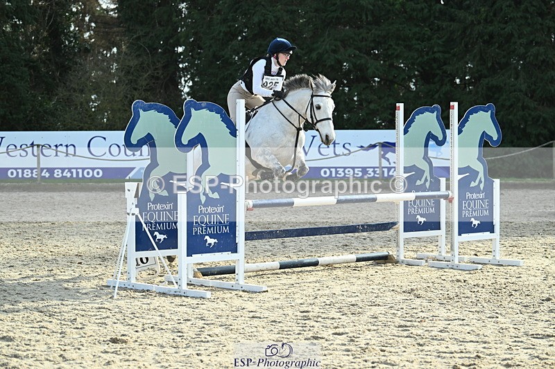 250309A-151905-01919 - Cls 03 90cm 15.05 to End